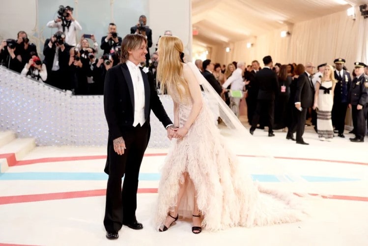 This image has an empty alt attribute; its file name is Keith-Urban-and-Nicole-Kidman-Wedding.jpg